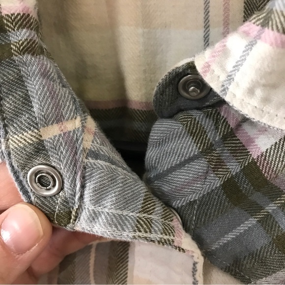 Shyanne cotton spandex light gray plaid button down long sleeve shirt size Small - Picture 4 of 10